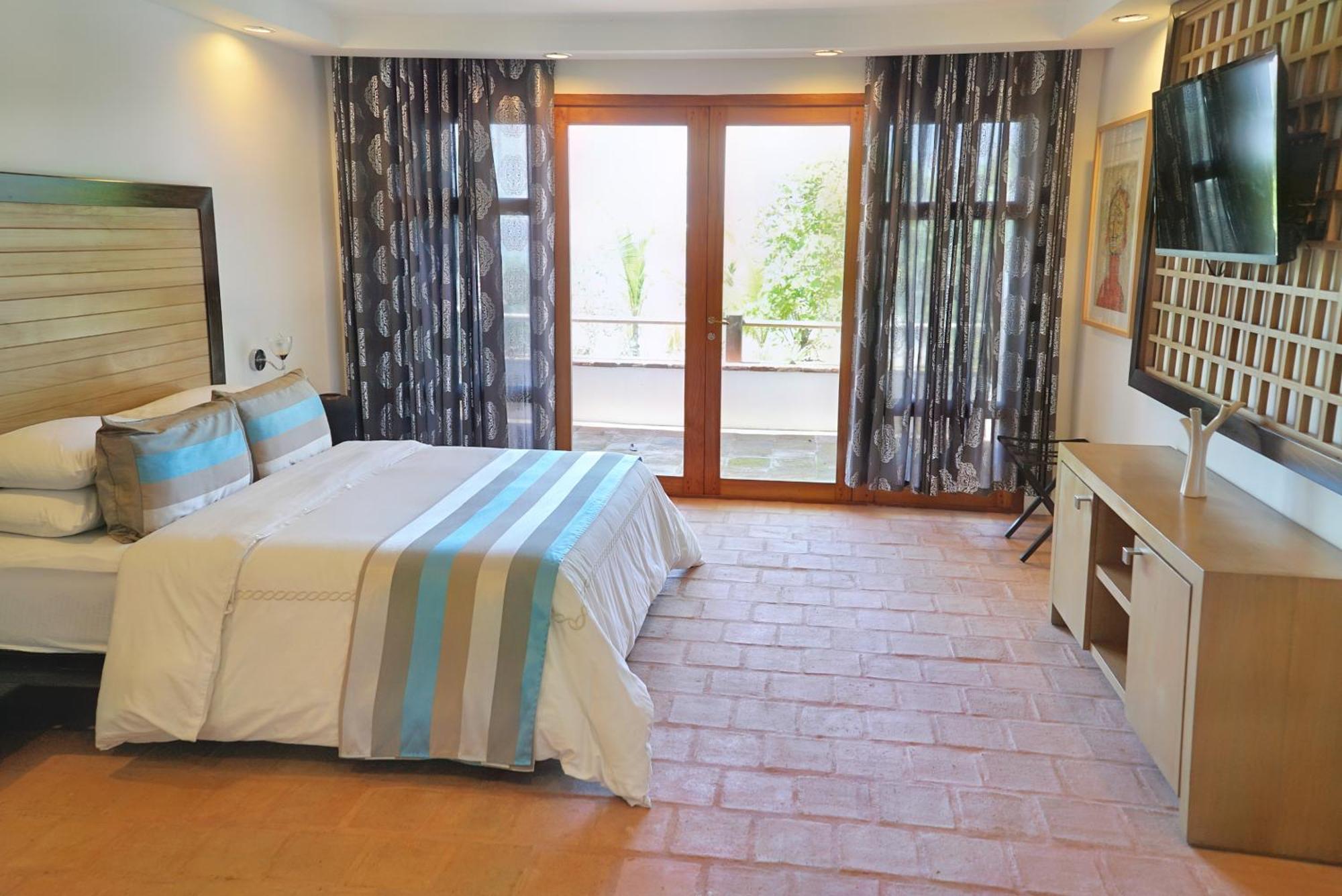 Op Signature Aparthotel & Luxury Villas Pedasi Town Buitenkant foto